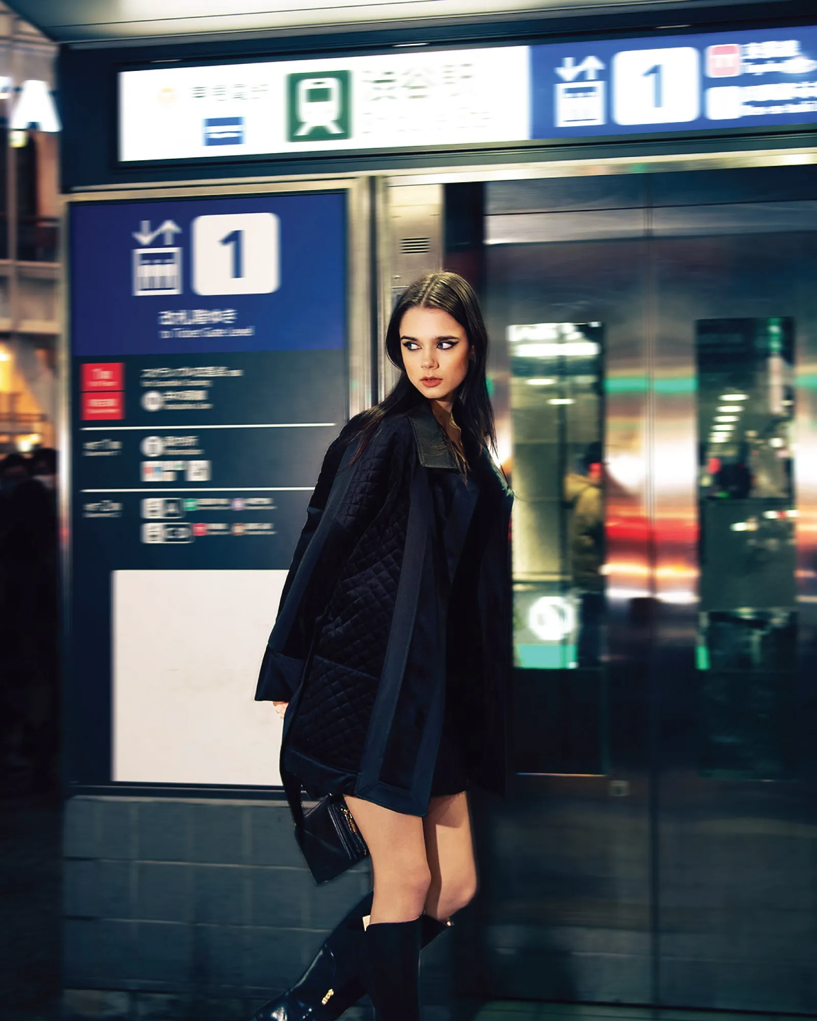 Ace of Spades Velvet Coat - Black
