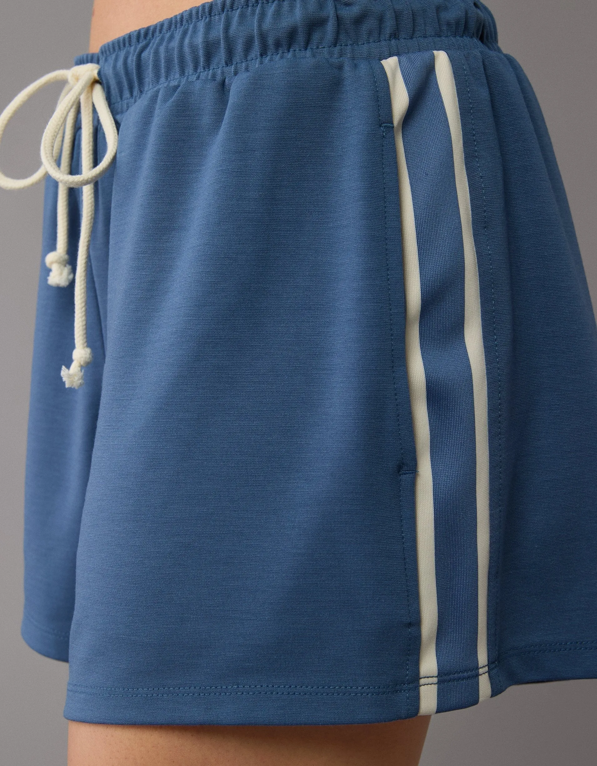 AE High-Waisted Sporty Sweat Short