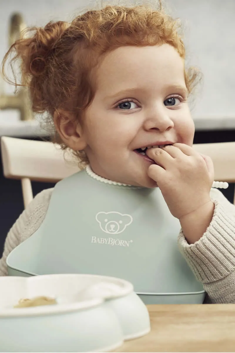 BabyBjorn Feeding Bib Set (Baby Bib   Small Baby Bib) - Powder Green
