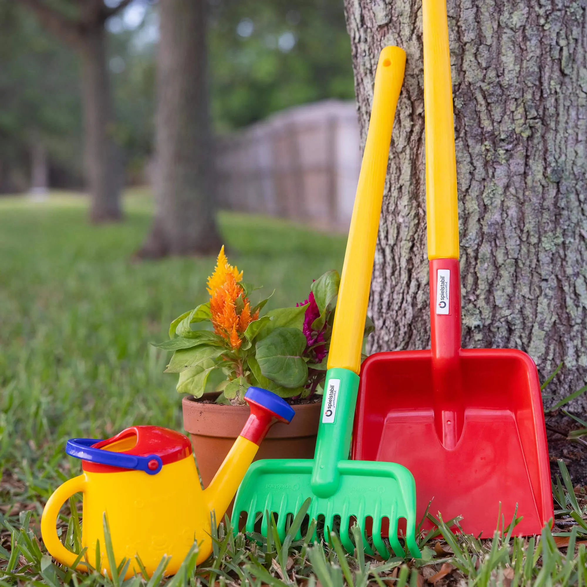 Children's Long Handled Flat Shovel