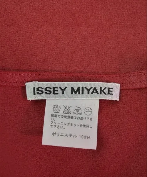 ISSEY MIYAKE Casual shirts