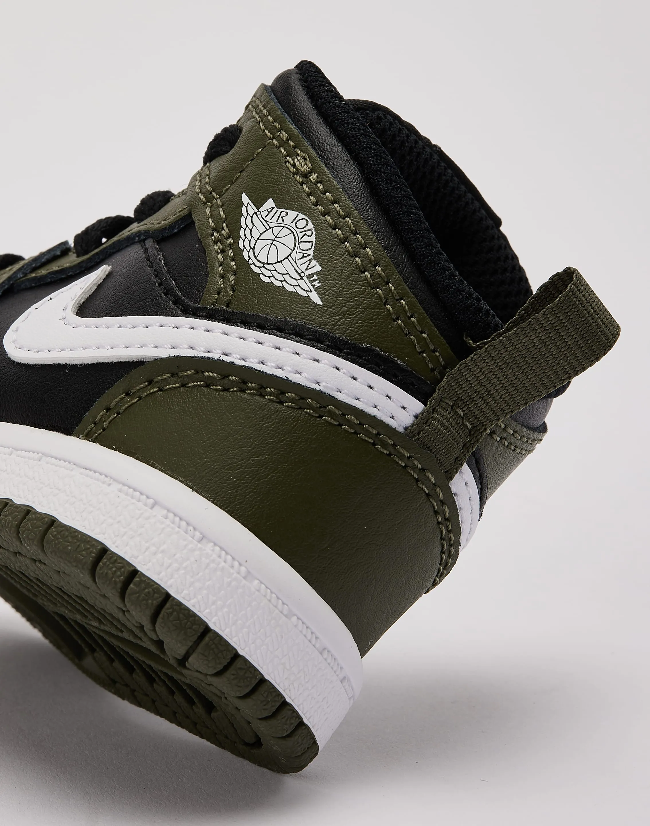 Jordan Air Jordan 1 Mid Infant