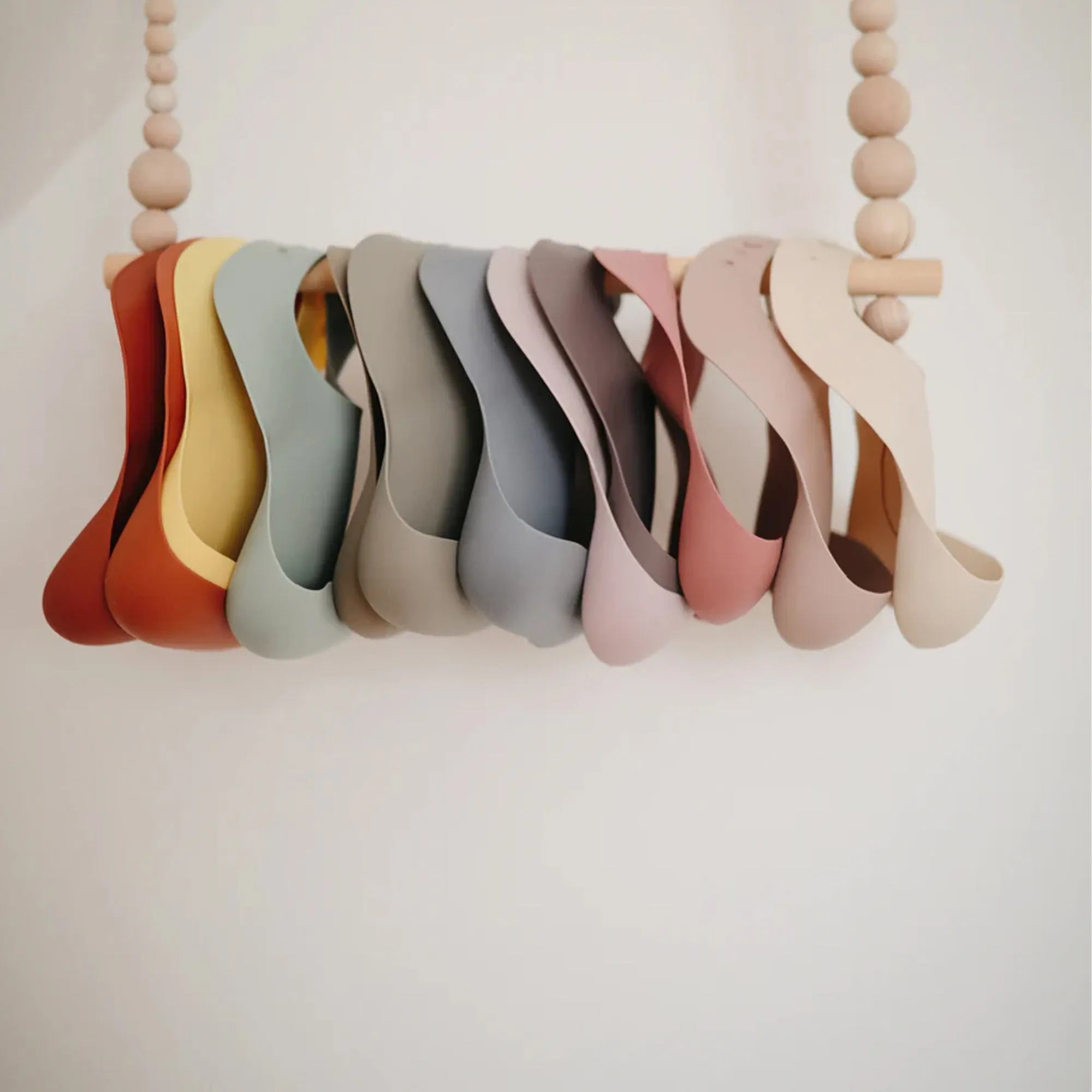 MUSHIE Silicone Baby Bib - Blush