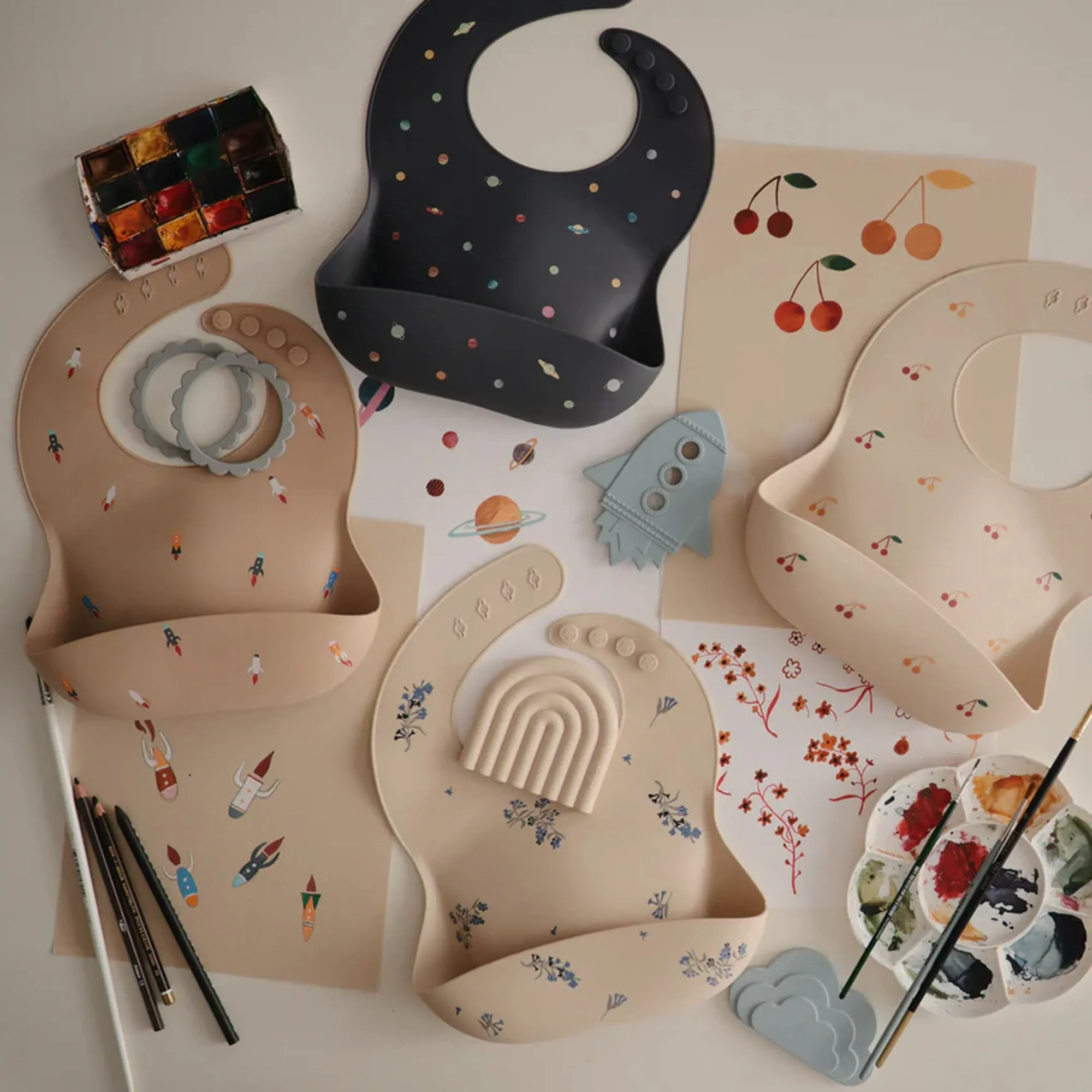 MUSHIE Silicone Baby Bib - Cherries