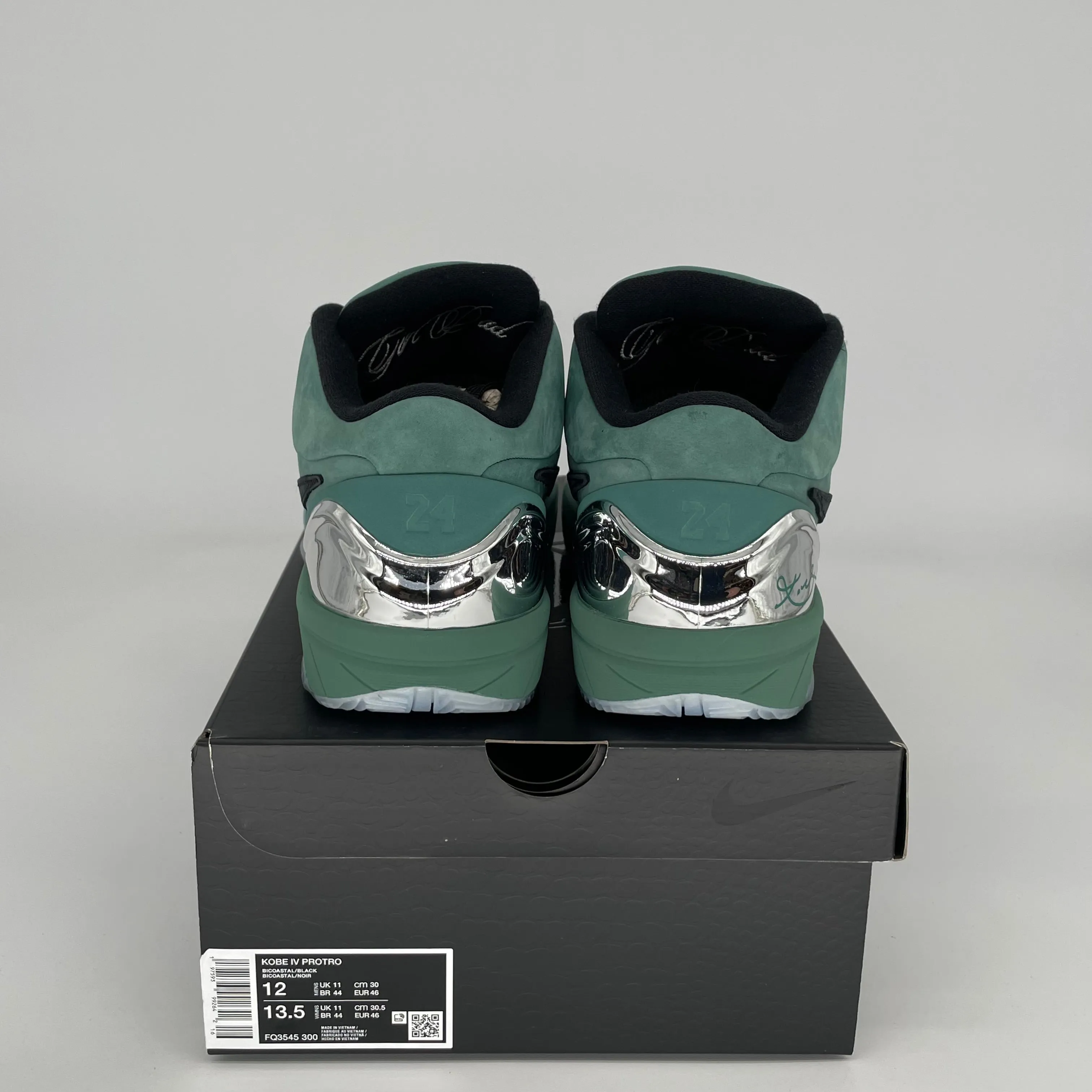 NIKE KOBE 4 PROTRO GIRL DAD SIZE 12 FQ3545-300
