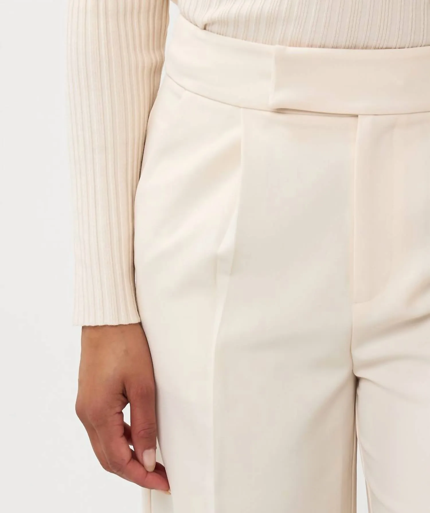 Wide Leg Trouser In Beige